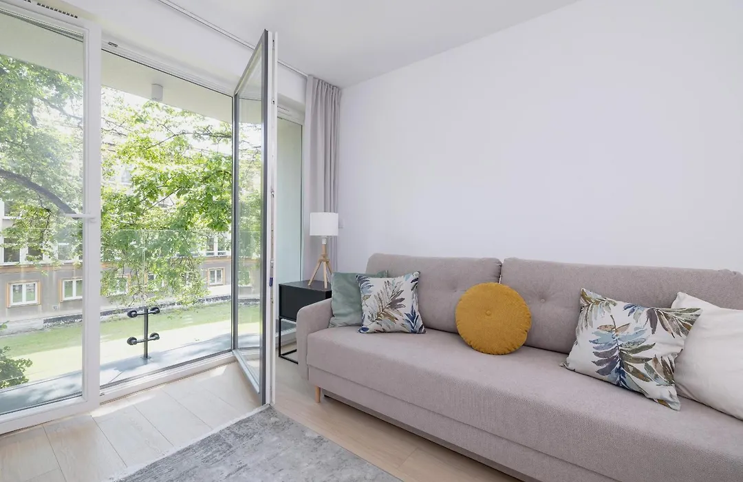 Krowoderska Apartment With Balcony Near City Center By Rent Like Home-1